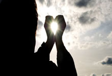 开云体育app-尼克斯鏖战掘金,麦科勒姆刷新纪录