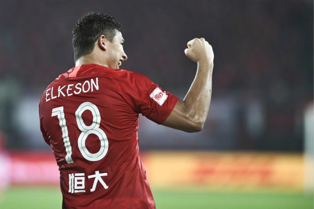 关于广州德比:恒大主场战平富力,榜首难变的信息 关于广州德比:恒大主场战平富力,榜首难变的信息