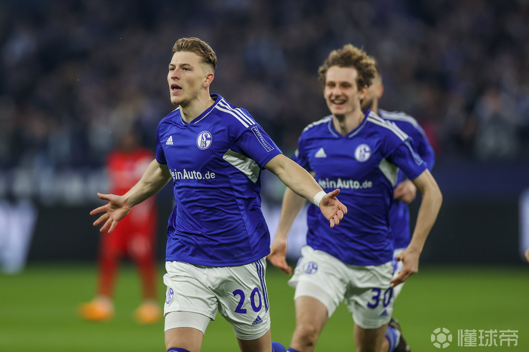 开云下载-沙尔克负于对手，保级压力持续加大的简单介绍