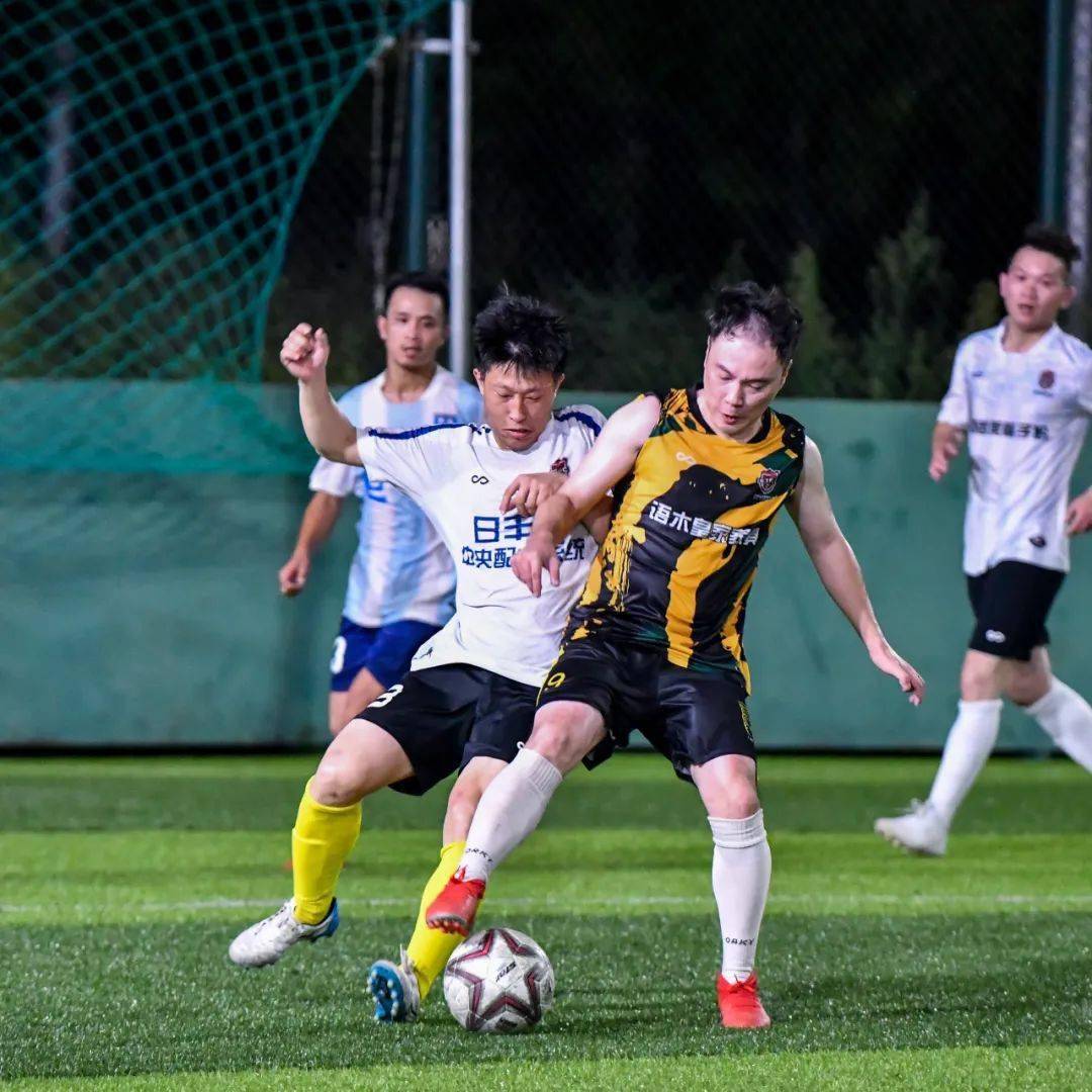 包含比赛终哨!球队庆祝晋级胜利,晋级之路稳步推进的词条 包含比赛终哨!球队庆祝晋级胜利,晋级之路稳步推进的词条