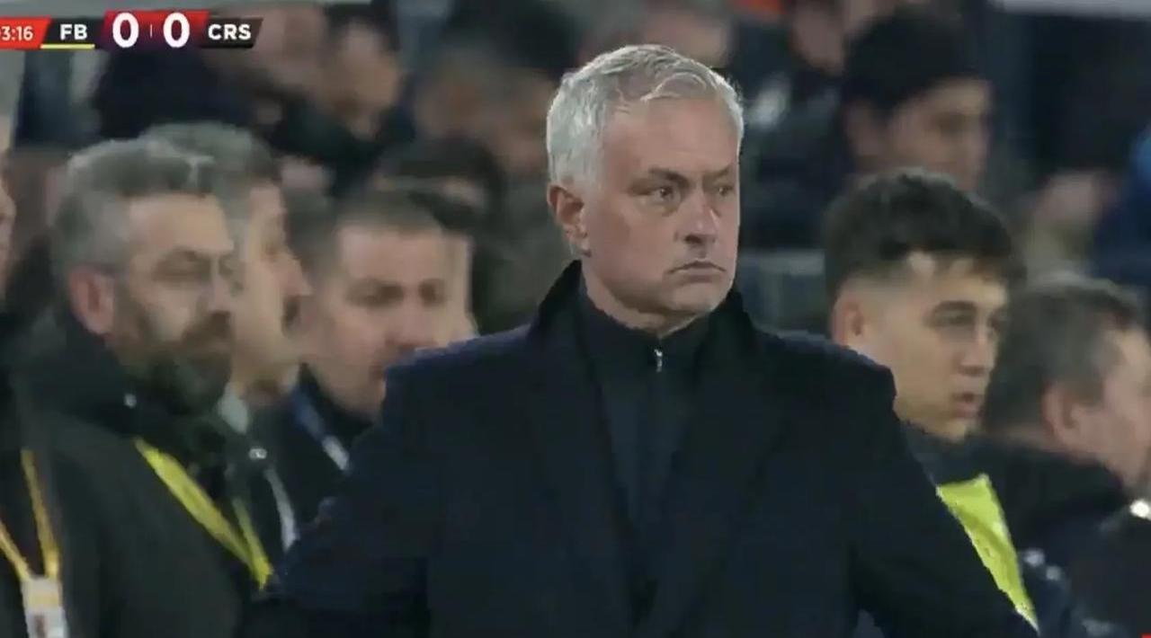 法兰克福在主场绝杀对手拿下三分 法兰克福在主场绝杀对手拿下三分