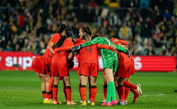 泰国女足取得对泰国男足的友谊赛胜利 泰国女足取得对泰国男足的友谊赛胜利