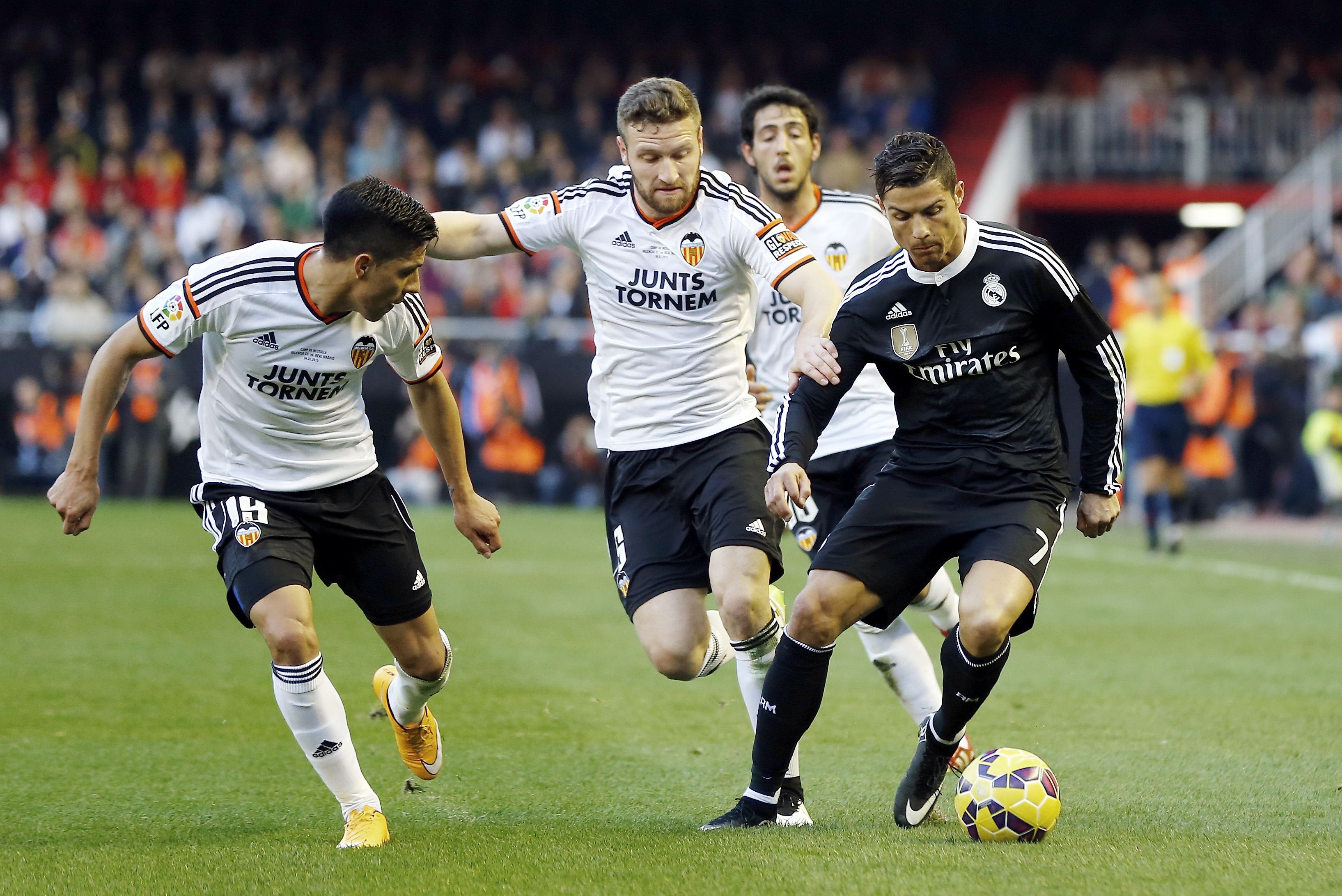 开云下载-关于拉科鲁尼亚惨败，保级形势雪上加霜的信息