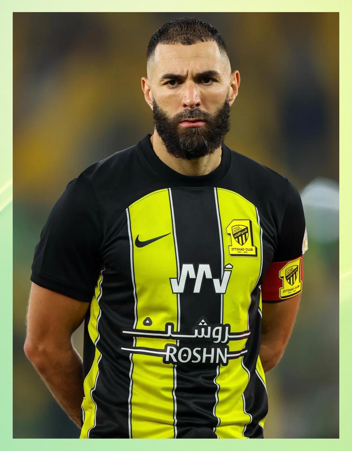 开云体育下载-包含欧洲球星首次加盟，引起关注风浪的词条