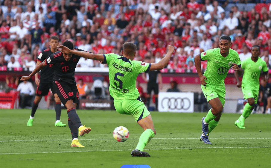 沃尔夫斯堡队员汇聚力量,保持胜利势头的简单介绍 沃尔夫斯堡队员汇聚力量,保持胜利势头的简单介绍