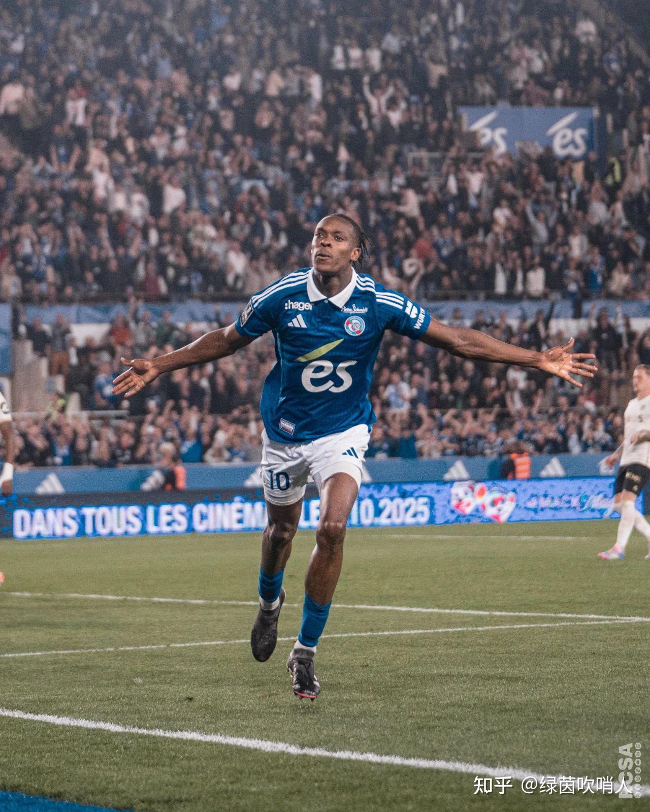 包含圣埃蒂安队宣布签下免签球员,寄望提升进攻线的词条 包含圣埃蒂安队宣布签下免签球员,寄望提升进攻线的词条