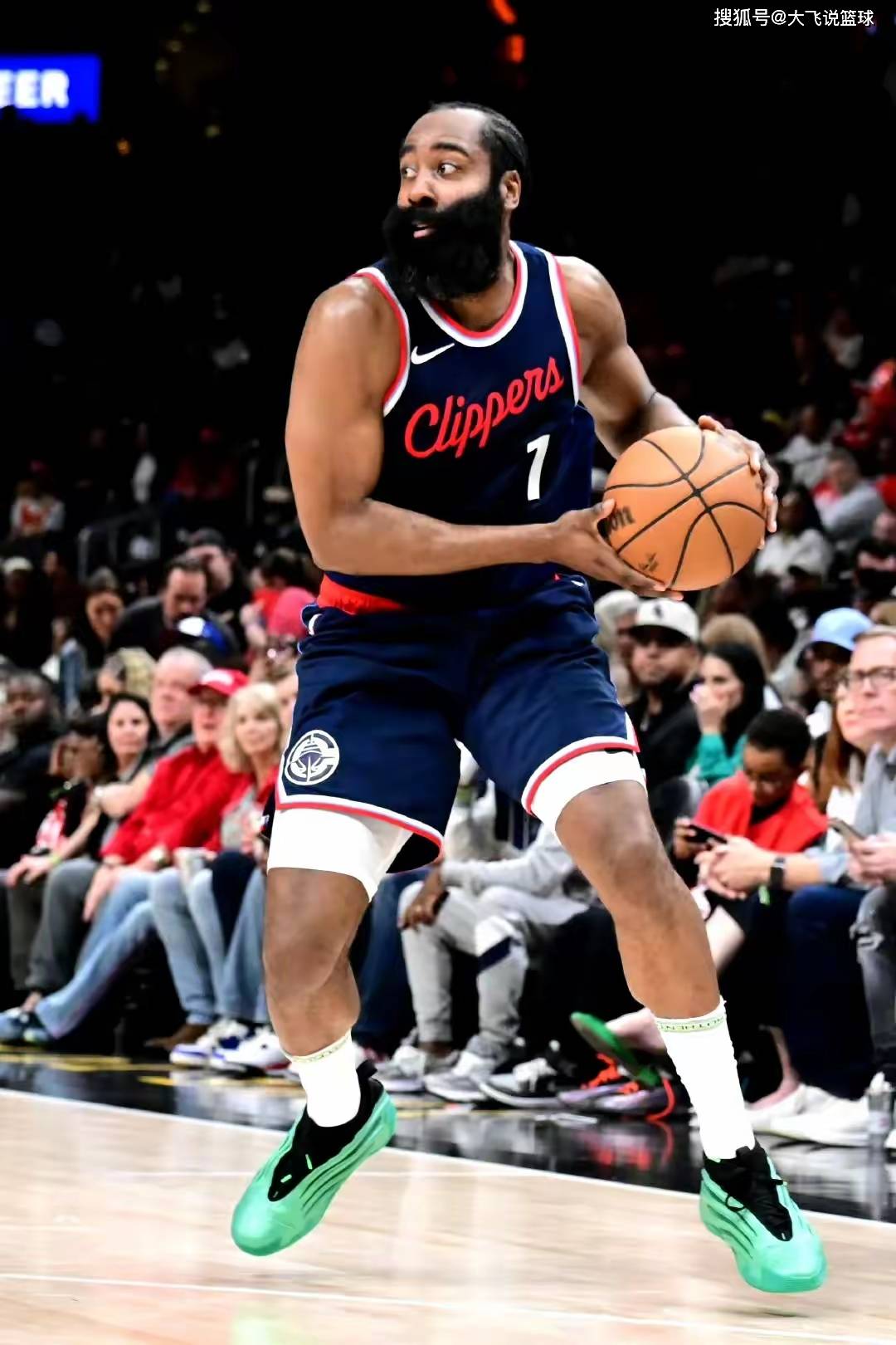 开云下载-关于快船队员状态回升，球队或将重返胜利轨道的信息