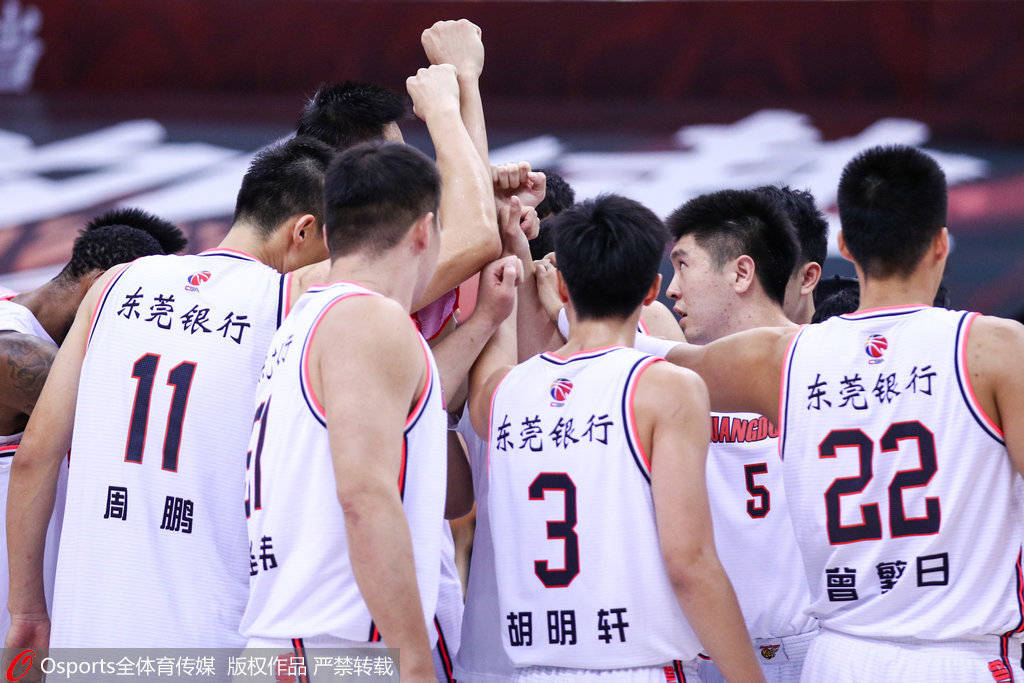 上海白小将不负众望,连胜华南虎取得两连胜的简单介绍 上海白小将不负众望,连胜华南虎取得两连胜的简单介绍