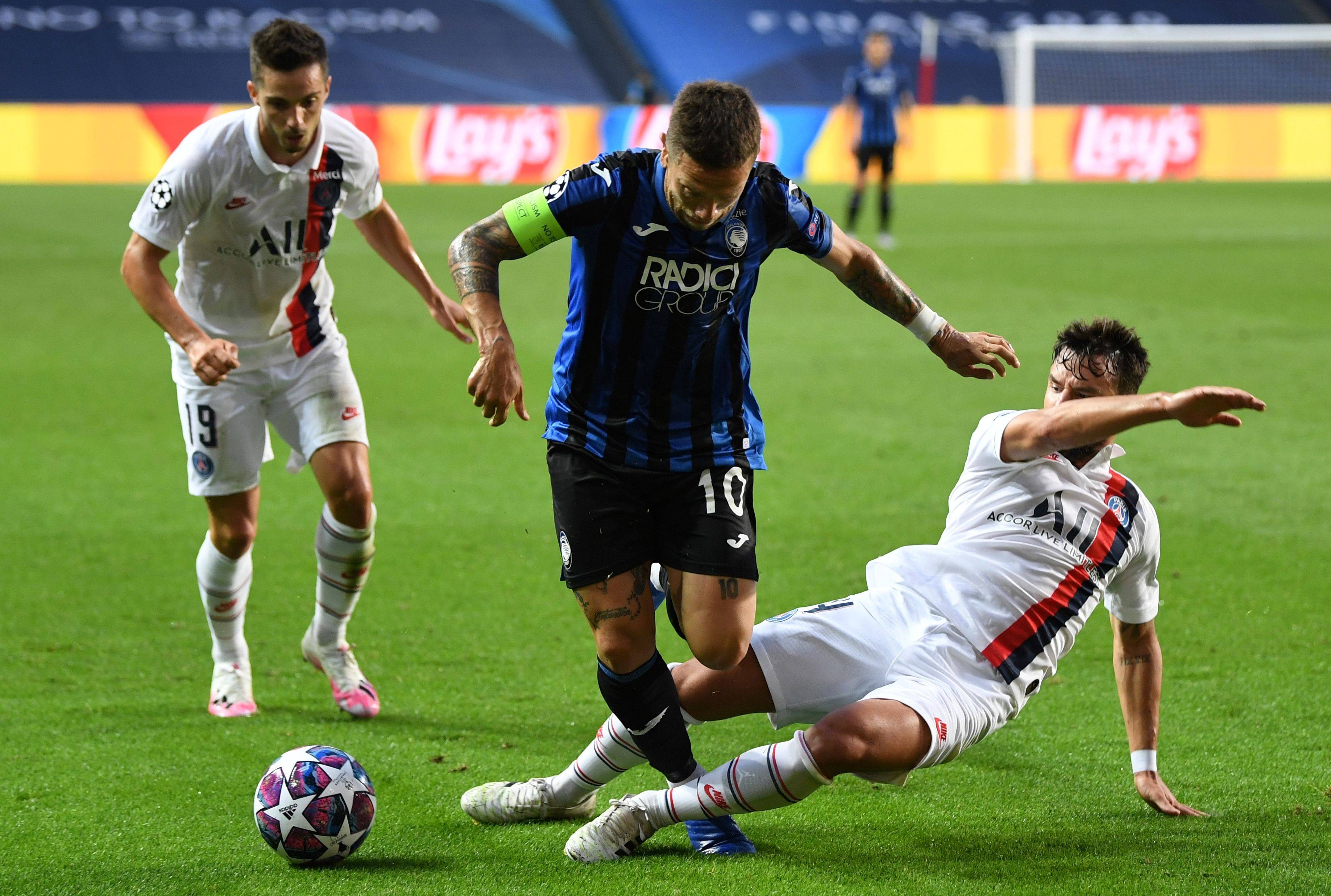 关于荷兰队奋力击败对手轻松晋级欧预赛四强的信息 关于荷兰队奋力击败对手轻松晋级欧预赛四强的信息