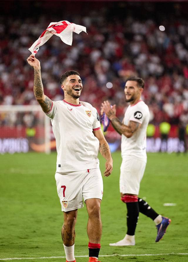 开云体育平台APP-塞维利亚新引援表现亮眼，或成球队转折点的简单介绍