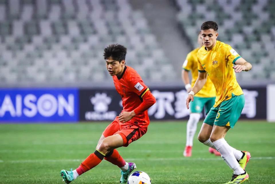 泰国球队准备迎战沙特豪强,争取晋级 泰国球队准备迎战沙特豪强,争取晋级