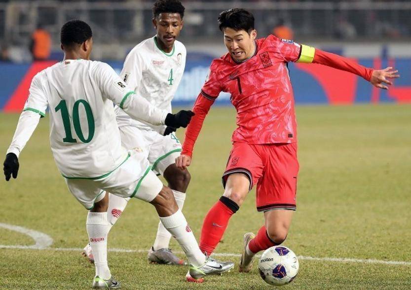 日本客场不敌澳大利亚,遭遇两连败 日本客场不敌澳大利亚,遭遇两连败