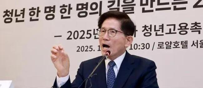 开云体育在线-关于加油！欧预赛进入白热化战局的信息