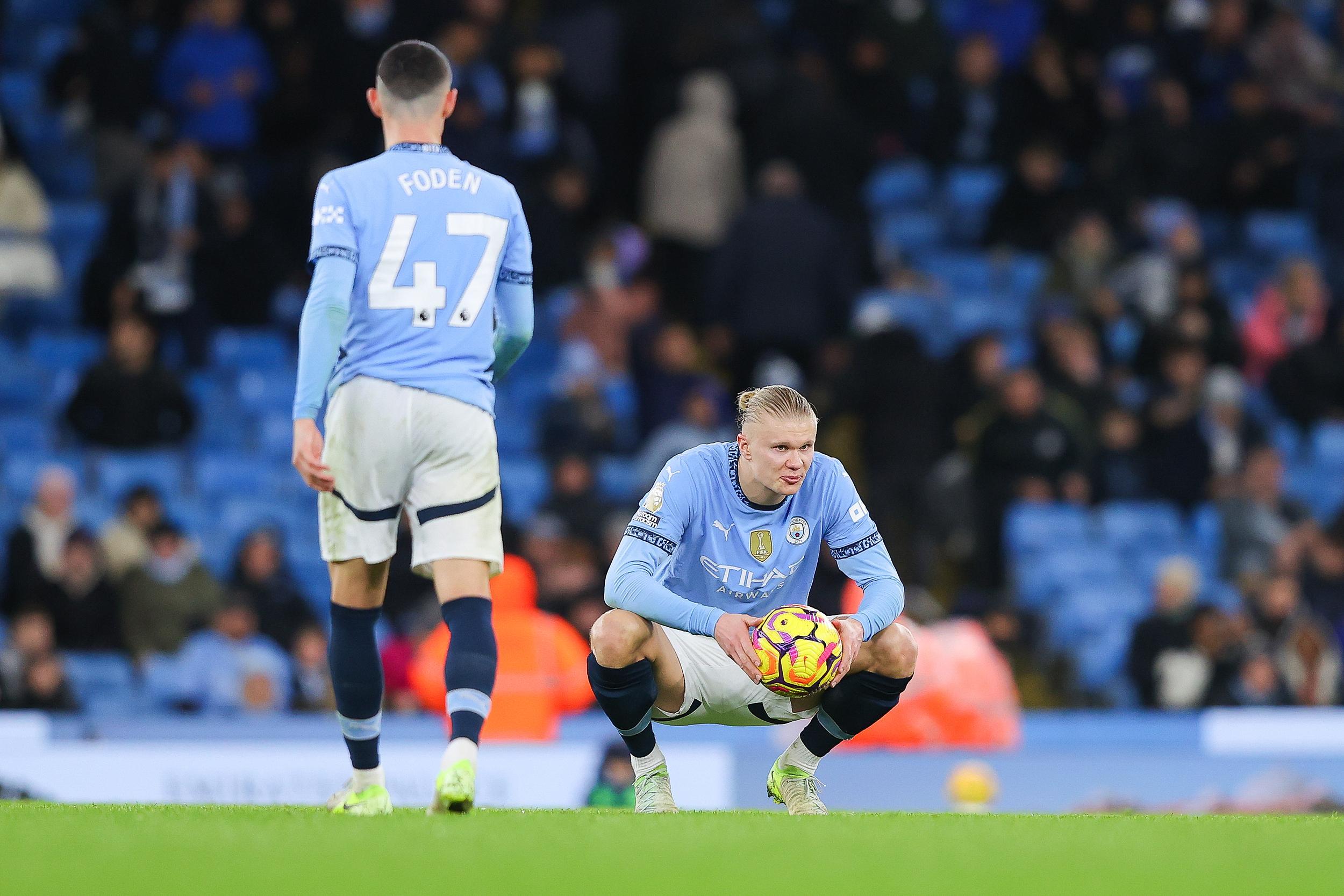 开云体育APP下载-曼城主力中场遭受伤病，球队士气受挫的简单介绍