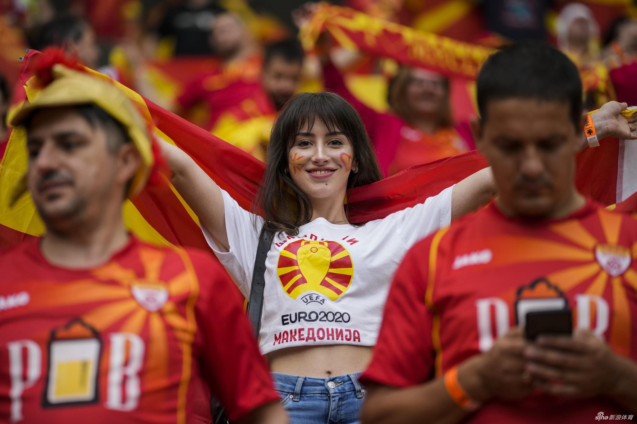 开云APP-欧洲大赛掀起热潮，球迷狂热支持