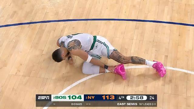 开云体育-包含热身赛突发意外美国篮球队主力球员受伤退赛的词条