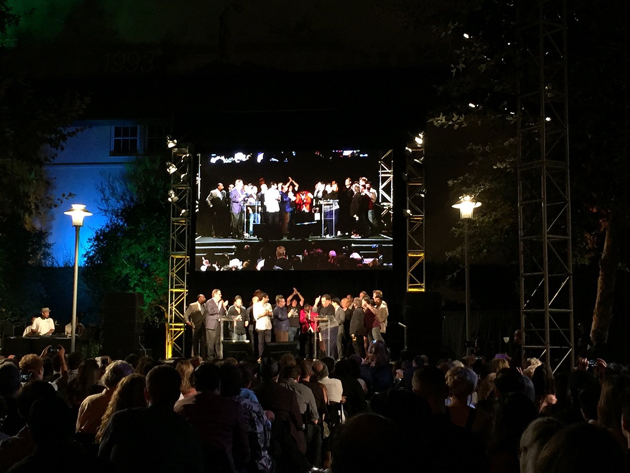 开云平台-欧预赛实况报道：球队团结合作，精神面貌动人的简单介绍