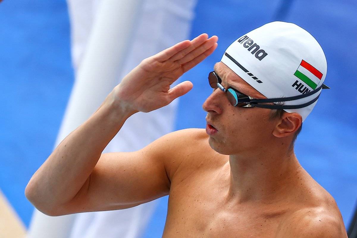 开云官网-游泳选手爆冷夺魁，创造奇迹