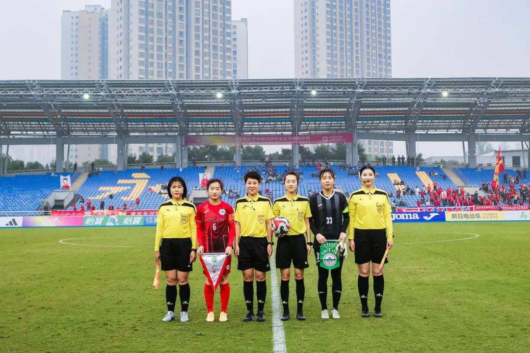 开云体育APP下载-包含塞利斯挑选好苗，中场表现亮眼的词条