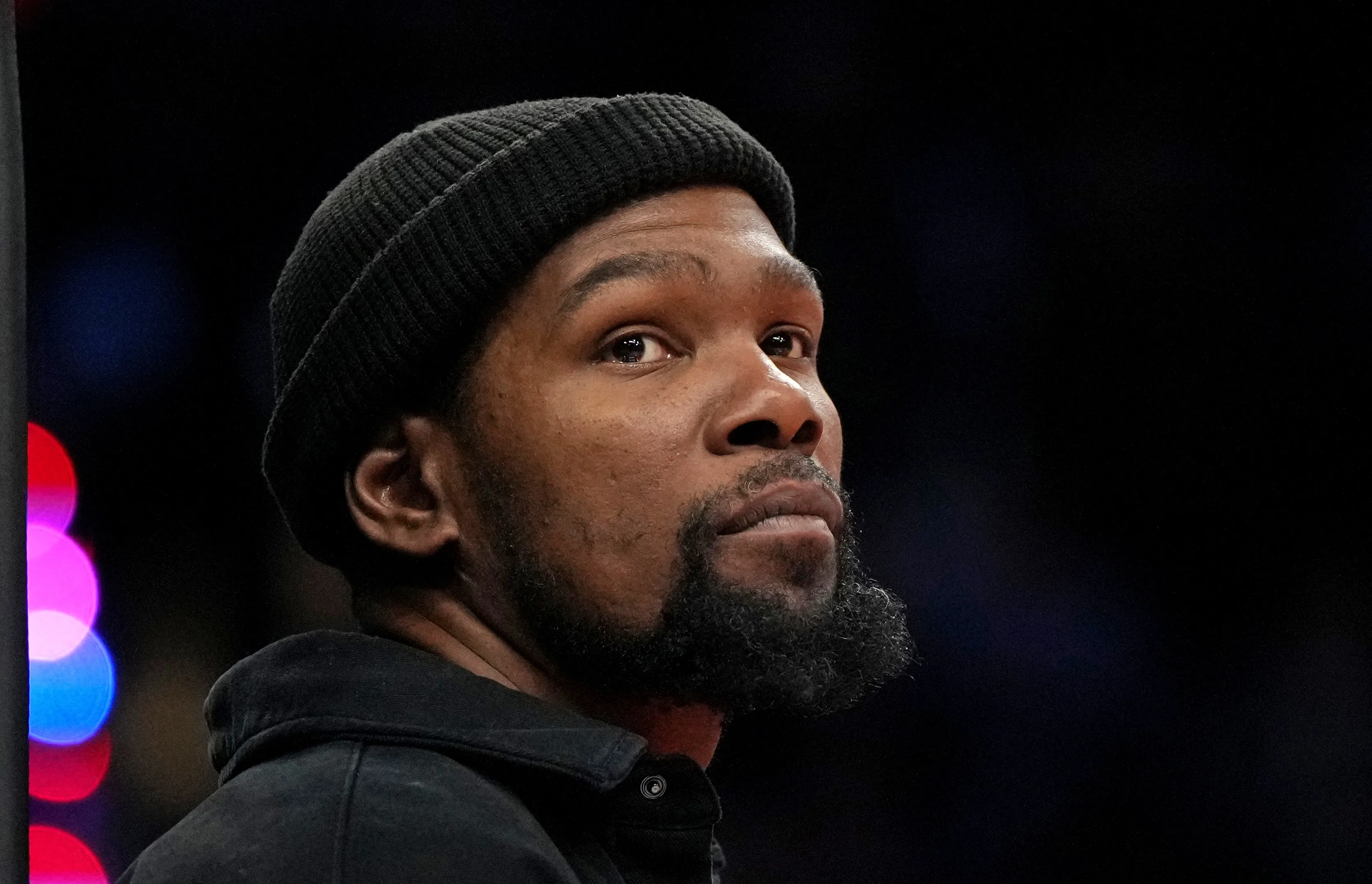 开云体育app-杜兰特遭遇掘金夺冠，NBA局势紧张