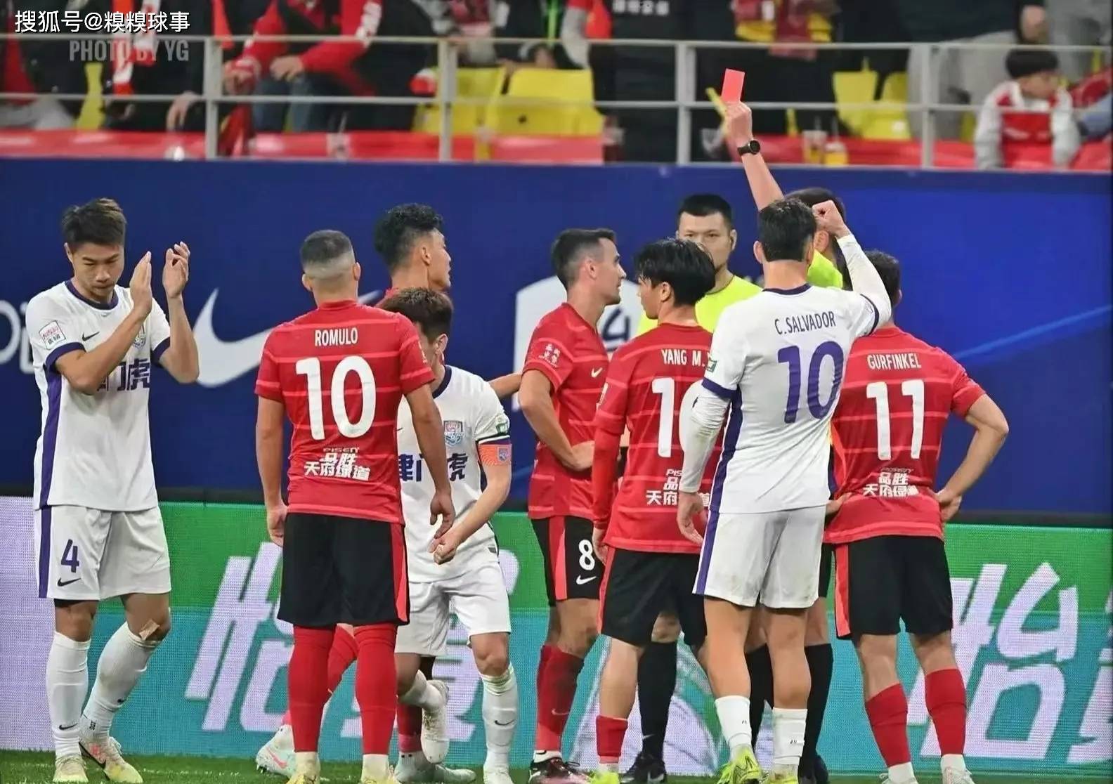 开云体育APP下载-包含申鑫客场击败上港，取得宝贵三分的词条