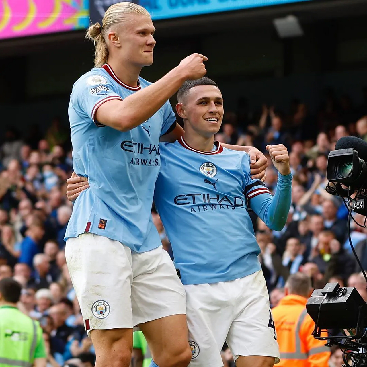 狼堡球员大放异彩,助球队赢得比赛三分 狼堡球员大放异彩,助球队赢得比赛三分