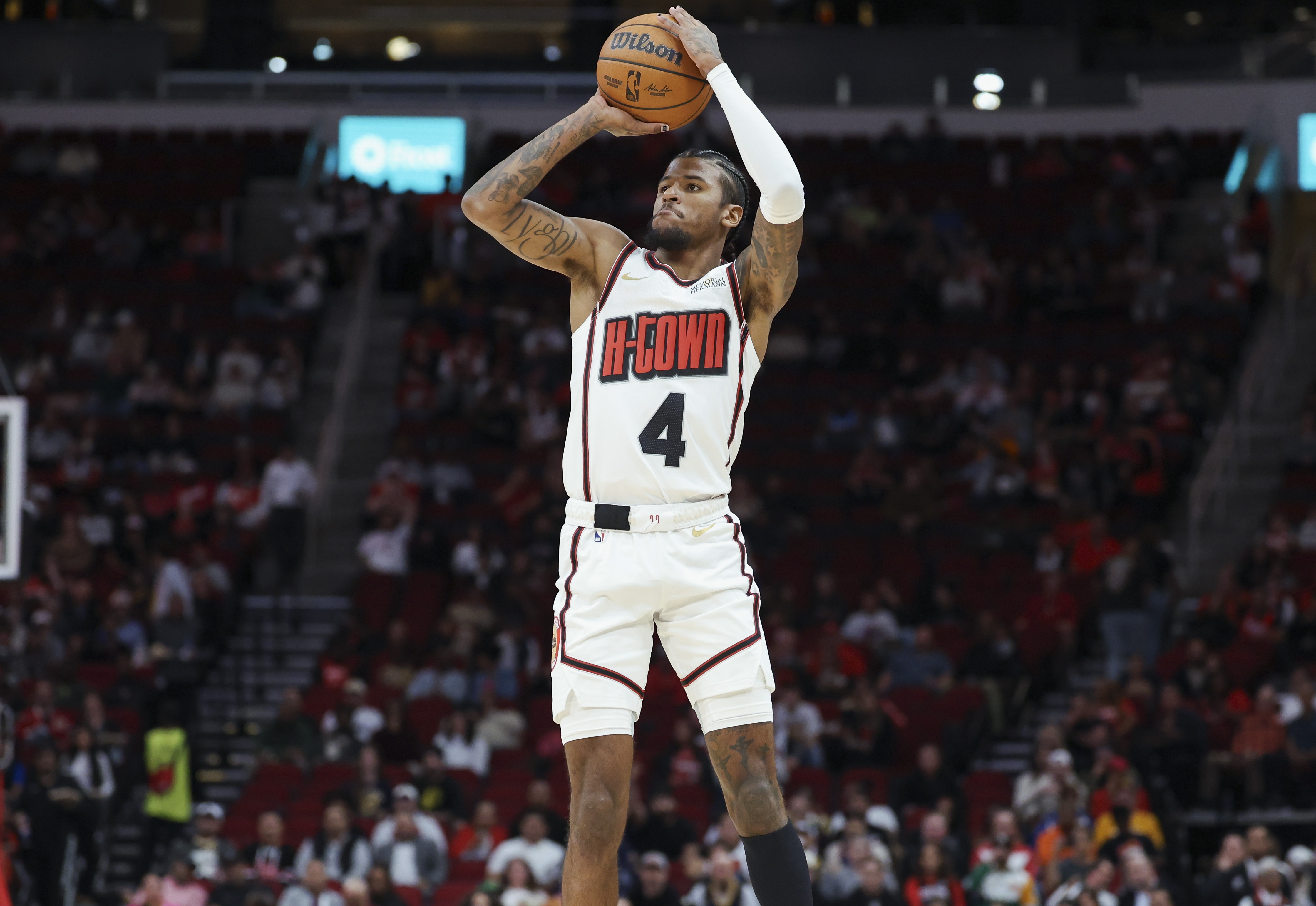 火箭双核离队后恢复稳定,季后赛排名再次上升 火箭双核离队后恢复稳定,季后赛排名再次上升