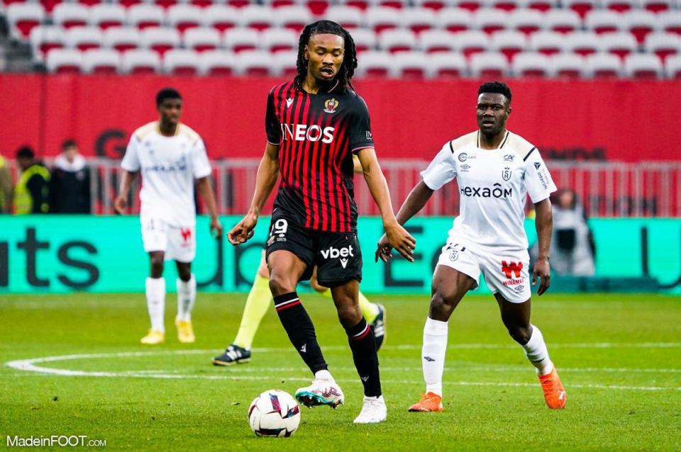 包含斯特拉斯堡挑战多日边锋,主场争胜的词条 包含斯特拉斯堡挑战多日边锋,主场争胜的词条