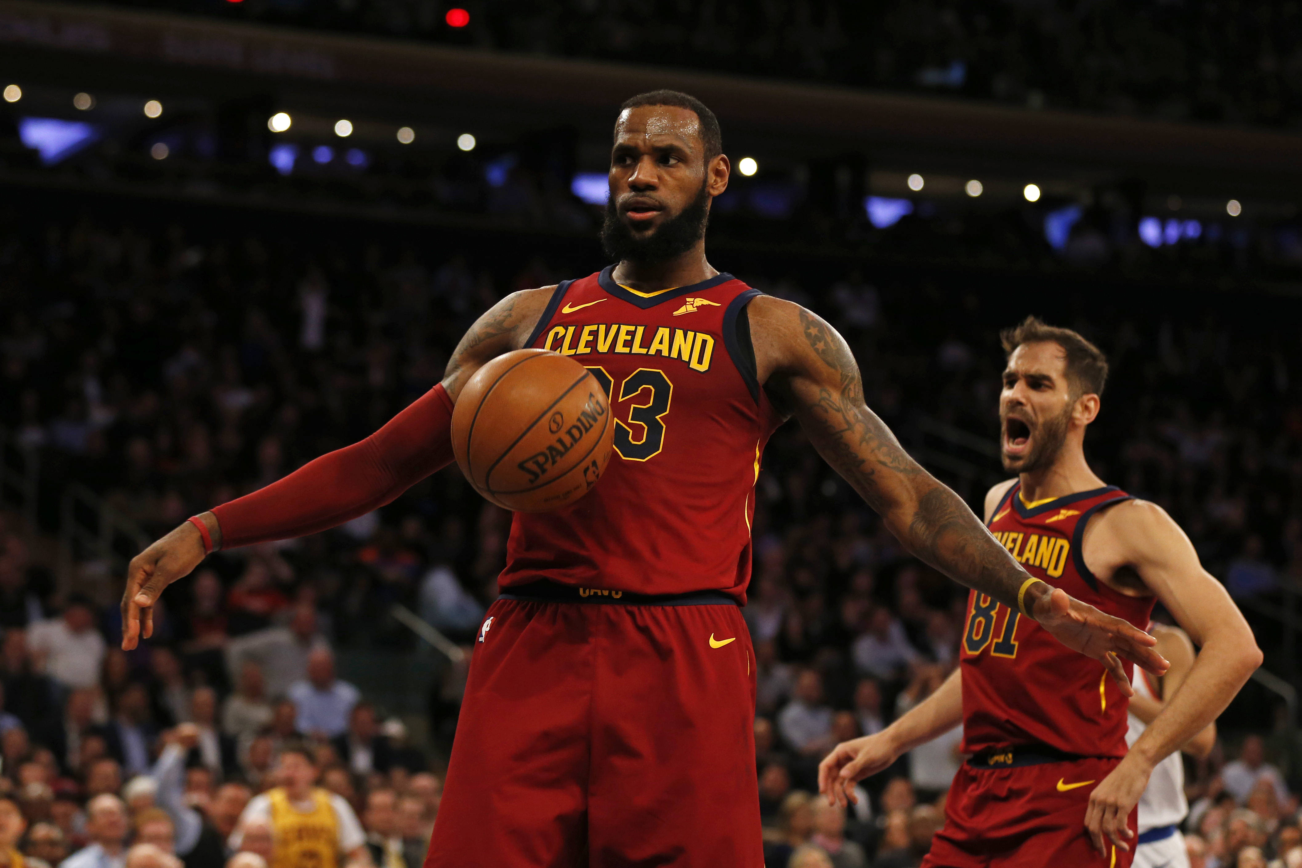 步行者逆转老鹰继续领跑东部的简单介绍 步行者逆转老鹰继续领跑东部的简单介绍