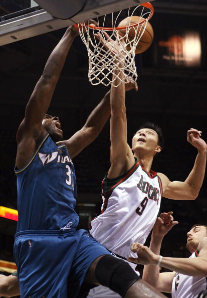 开云体育登录-尼日利亚男篮逆转雄鹿,莫里斯送出助攻