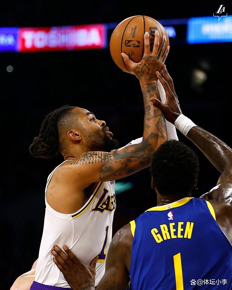 开云体育平台APP-哥伦比亚完胜瓦伦西亚,阿奎罗三分雨点燃全场