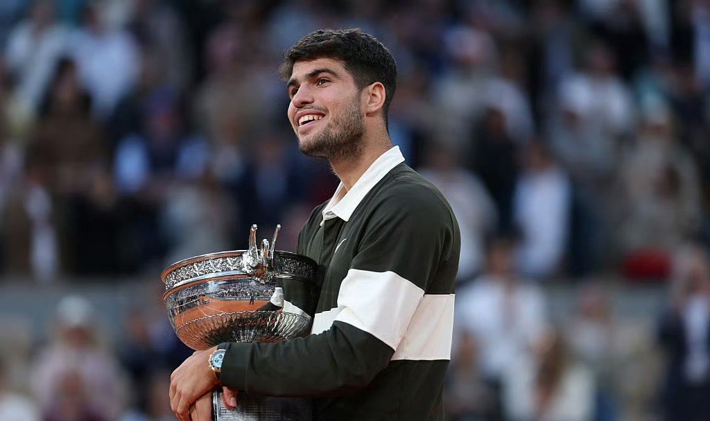 关于法网鏖战戴维斯杯,阿尔卡拉斯惊艳四座的信息 关于法网鏖战戴维斯杯,阿尔卡拉斯惊艳四座的信息