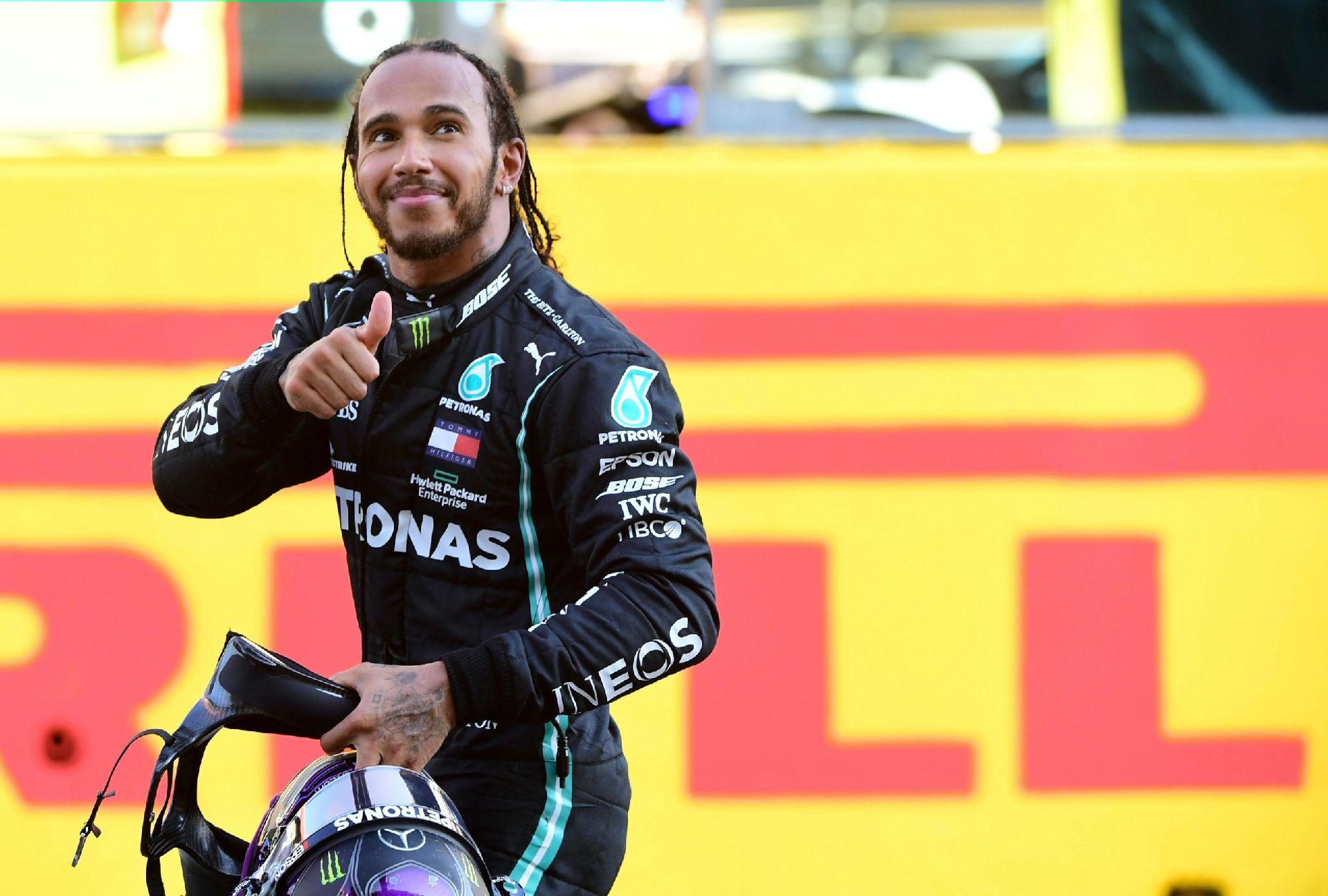 梅赛德斯横扫哈斯车队,汉密尔顿点燃赛场 梅赛德斯横扫哈斯车队,汉密尔顿点燃赛场