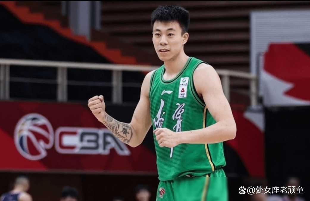 广东队完胜新疆队,张镇麟高光表现 广东队完胜新疆队,张镇麟高光表现