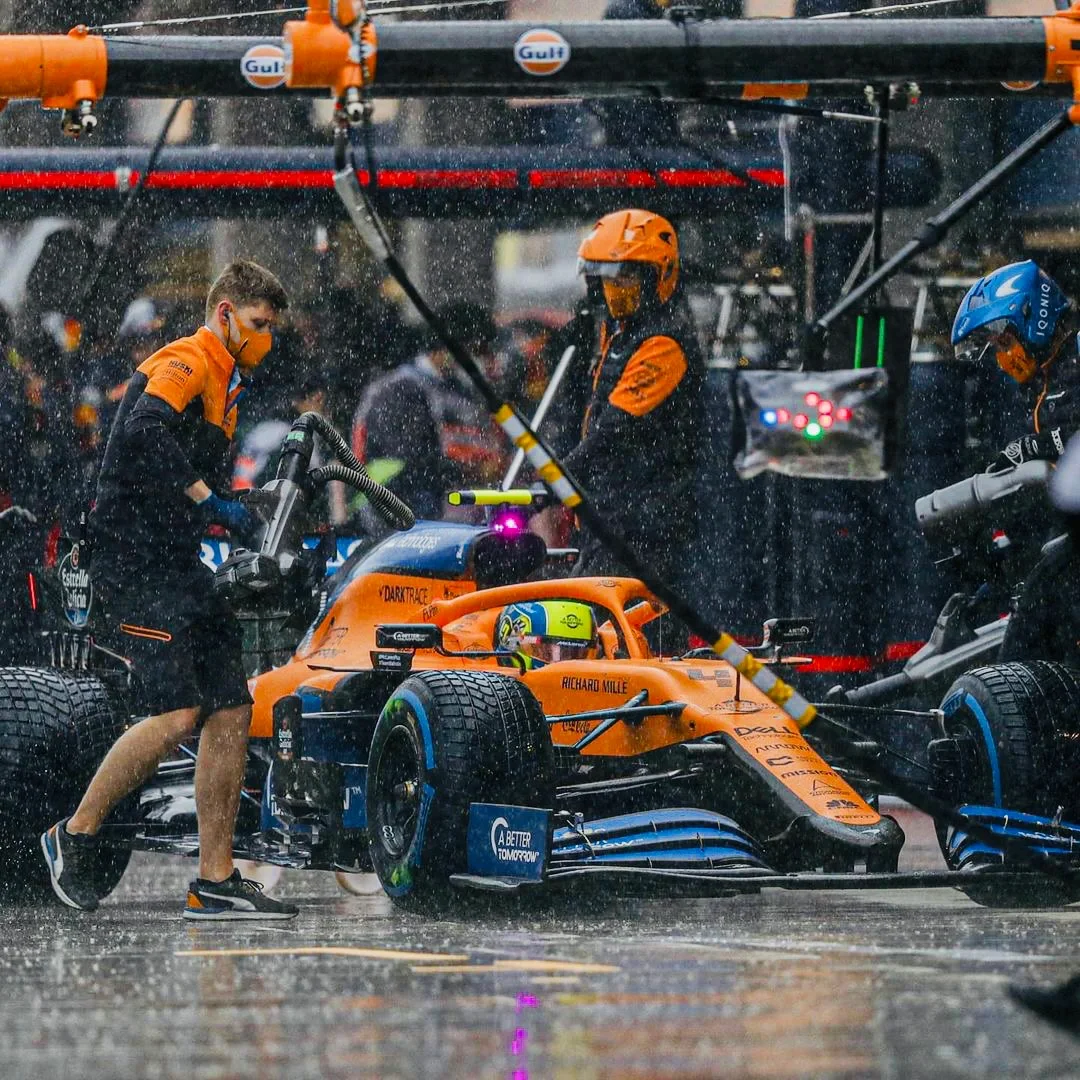 开云体育APP下载-雷诺车队碾压迈凯伦，周冠宇扛起全队