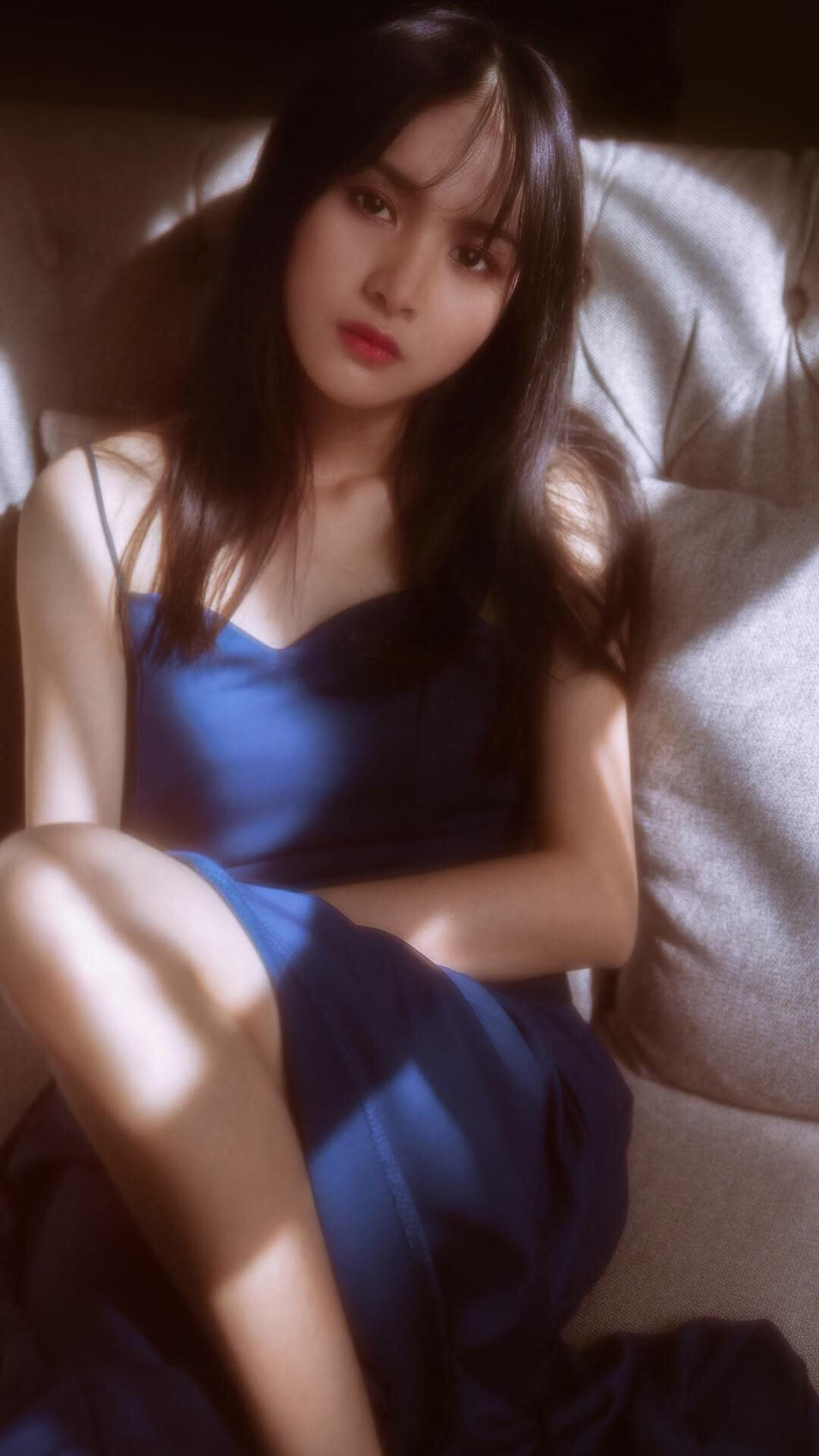 双线狂飙，从情歌球场的战术铁幕到阿布扎比的速度囚笼