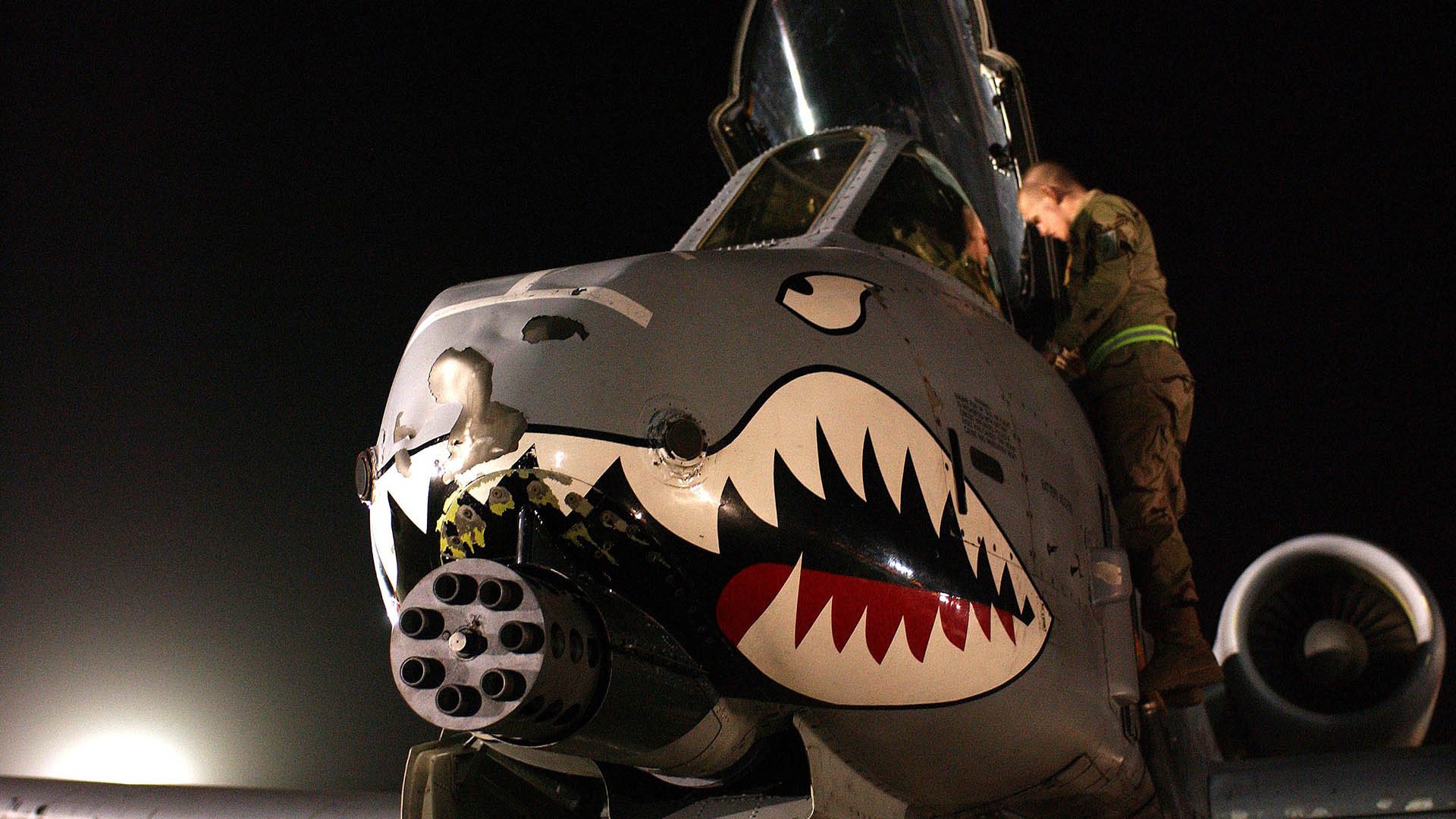 钢铁门神，奥纳纳的封王之夜