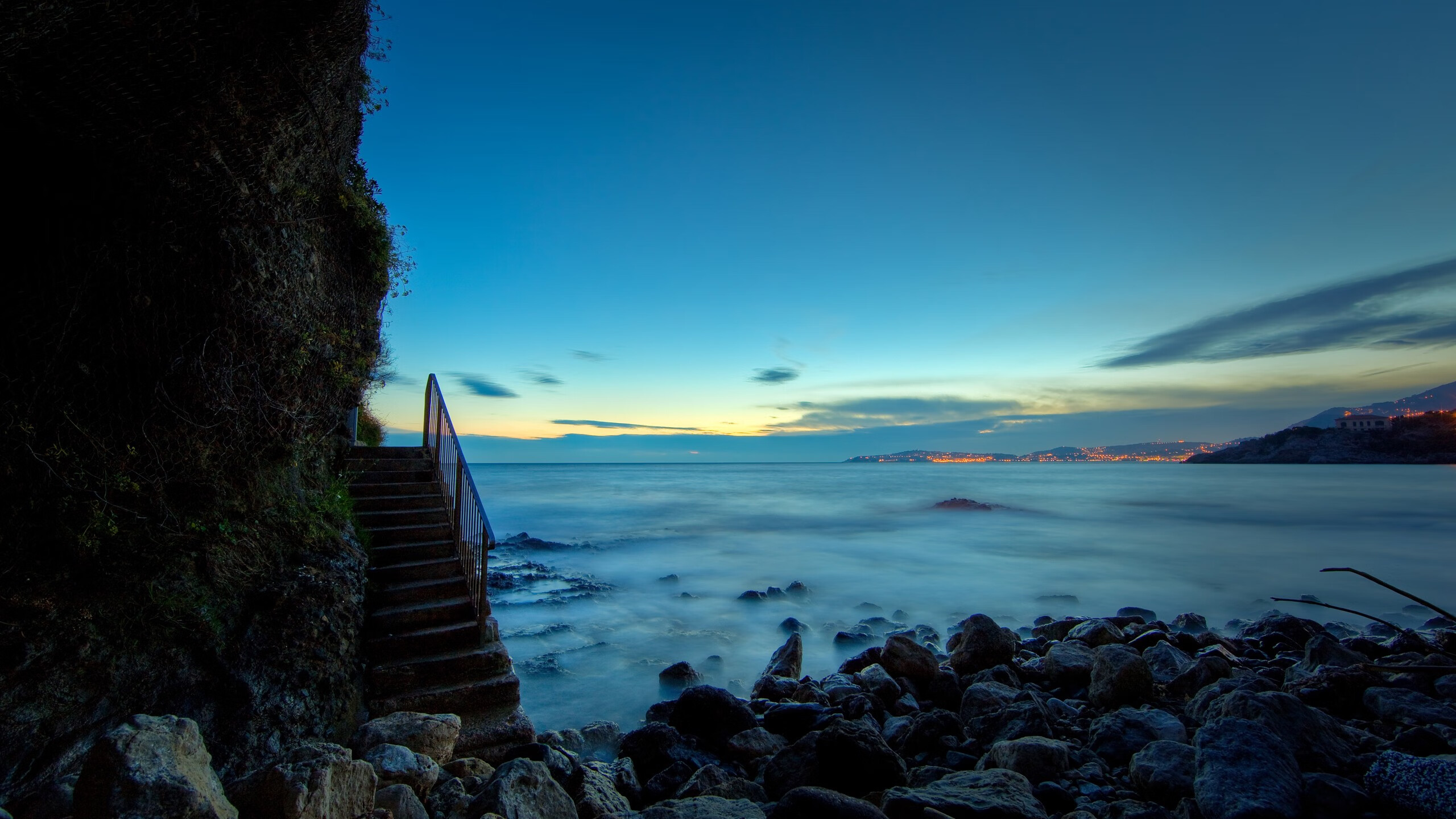 鹰翼蔽天，爱德华兹扼住独行侠咽喉的终极艺术