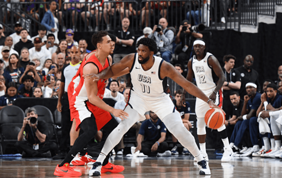 北京队对阵马刺，恩比德节奏完全掌控