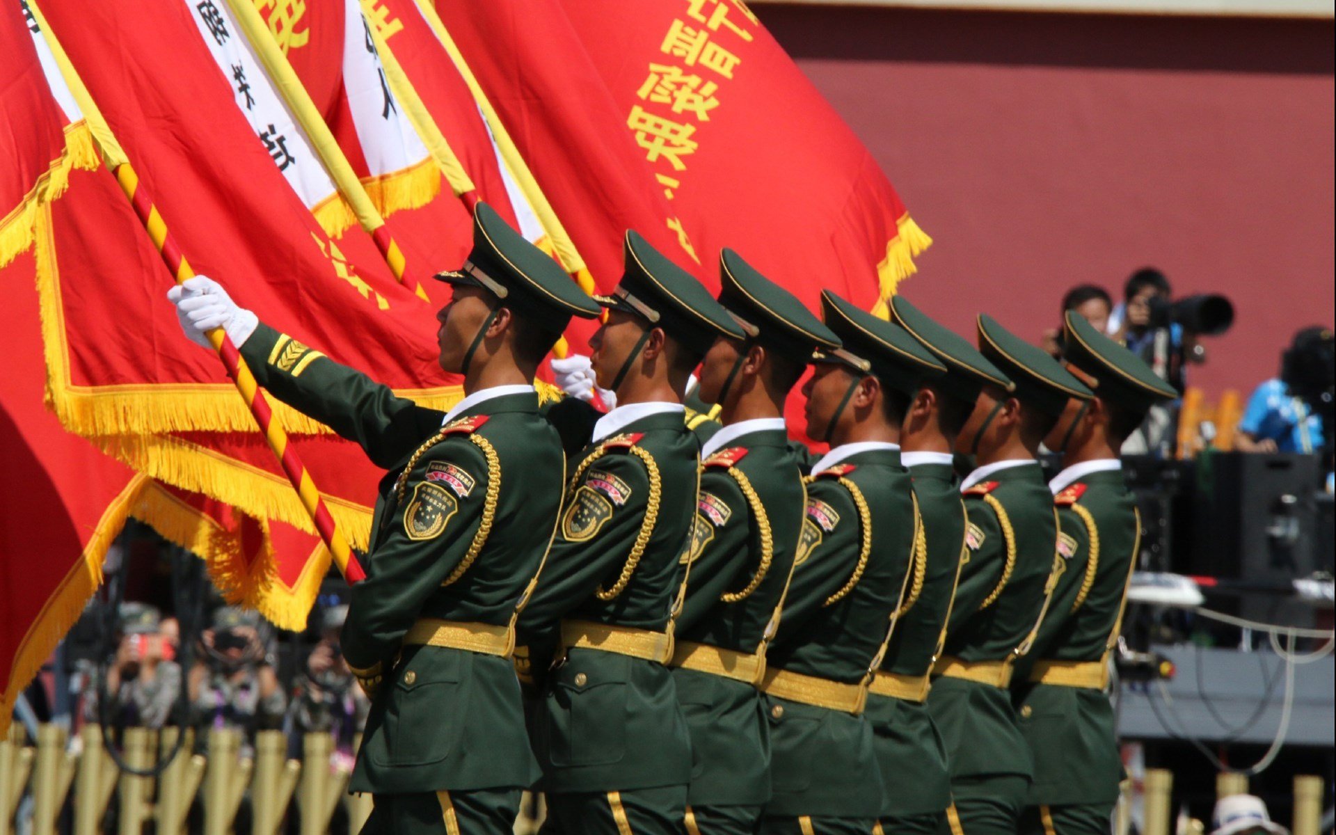 开云官网-末节风暴，乔治化身关键先生，太阳客场主宰盐湖城