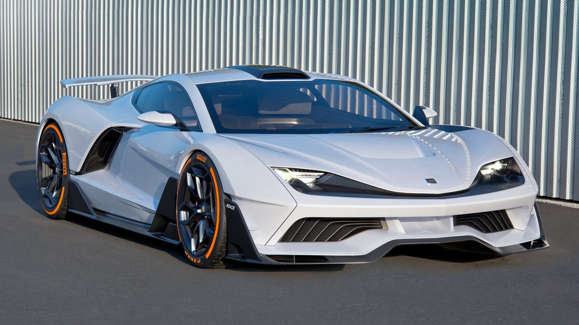 绿茵与硬木的传奇交汇，当篮球的锋芒照亮世界杯的夜空